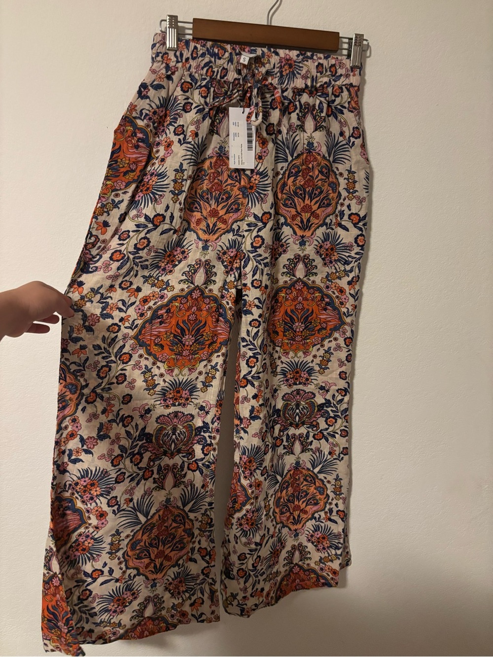 RAGA Wide-Leg Pants in Orange and Navy